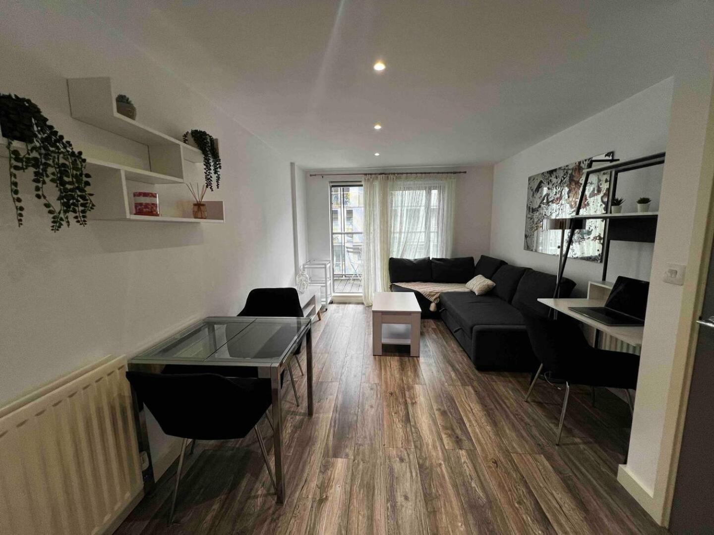 Apartament Stylish 1-Bed Flat With Sofa-Bed In Londyn Zewnętrze zdjęcie